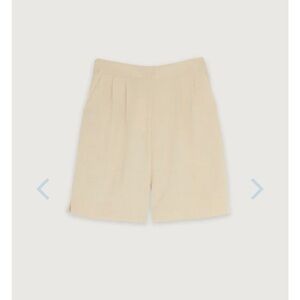 Beige trouser shorts